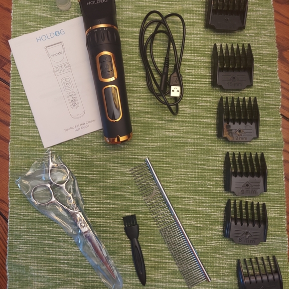 Black Pet Grooming Clippers - Picture 2 of 6